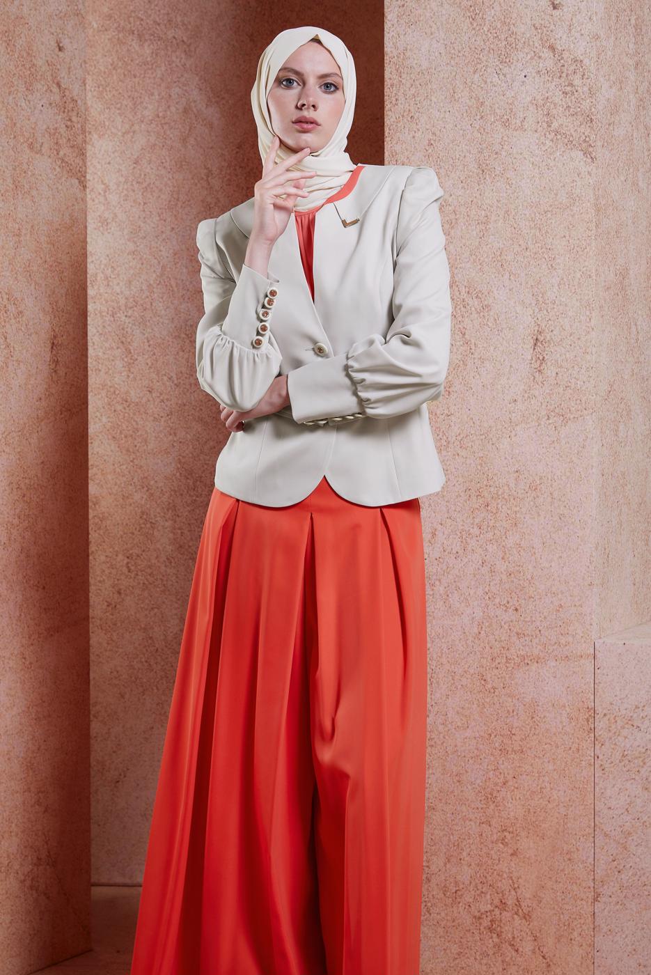 Tesettür giyim EKRU ALVİNA CEKETLİ TULUMLU TAKIM T 3863