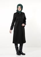 Tesettür giyim SİYAH BEBE YAKA GİZLİ DÜĞMELİ TRENÇKOT 8019