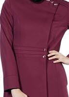 Tesettür giyim BORDO KUYRUKLU TRENÇKOT 1398