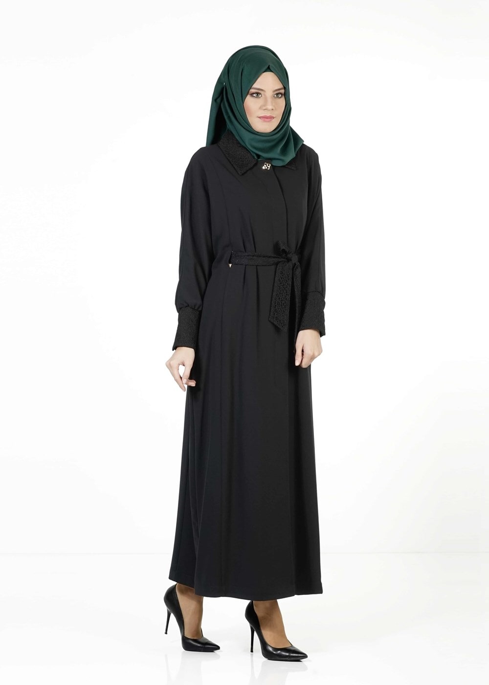 Tesettür giyim SİYAH GÜPÜR DETAYLI KUŞAKLI PARDESÜ 1406 