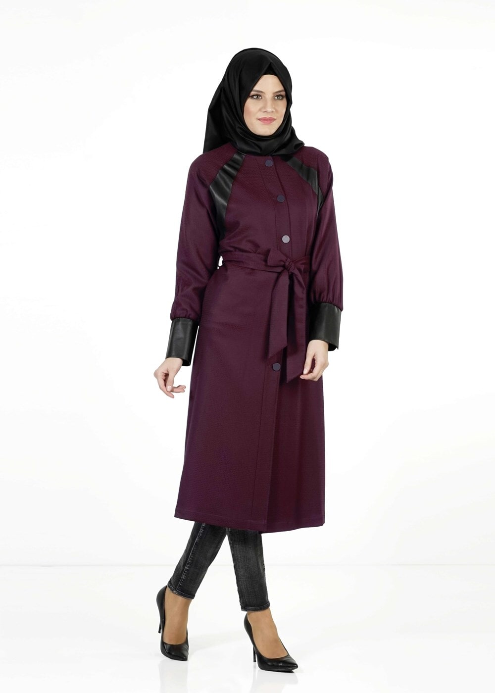 Tesettür giyim BORDO YARASA KOLLU TRENÇKOT 1413
