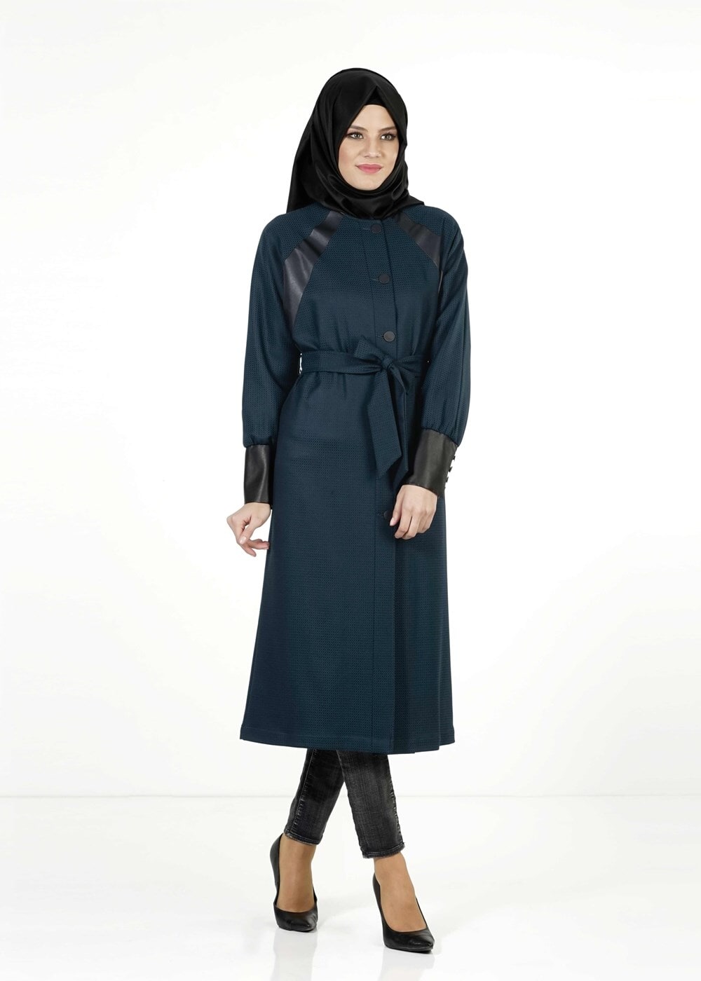 Tesettür giyim MAVİ YARASA KOLLU TRENÇKOT 1413