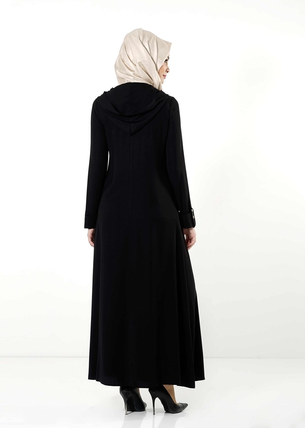 Tesettür giyim SİYAH KAPÜŞONLU FERACE 8142 
