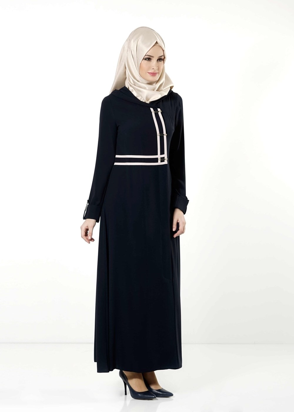 Tesettür giyim LACİVERT KAPÜŞONLU FERACE 8142 