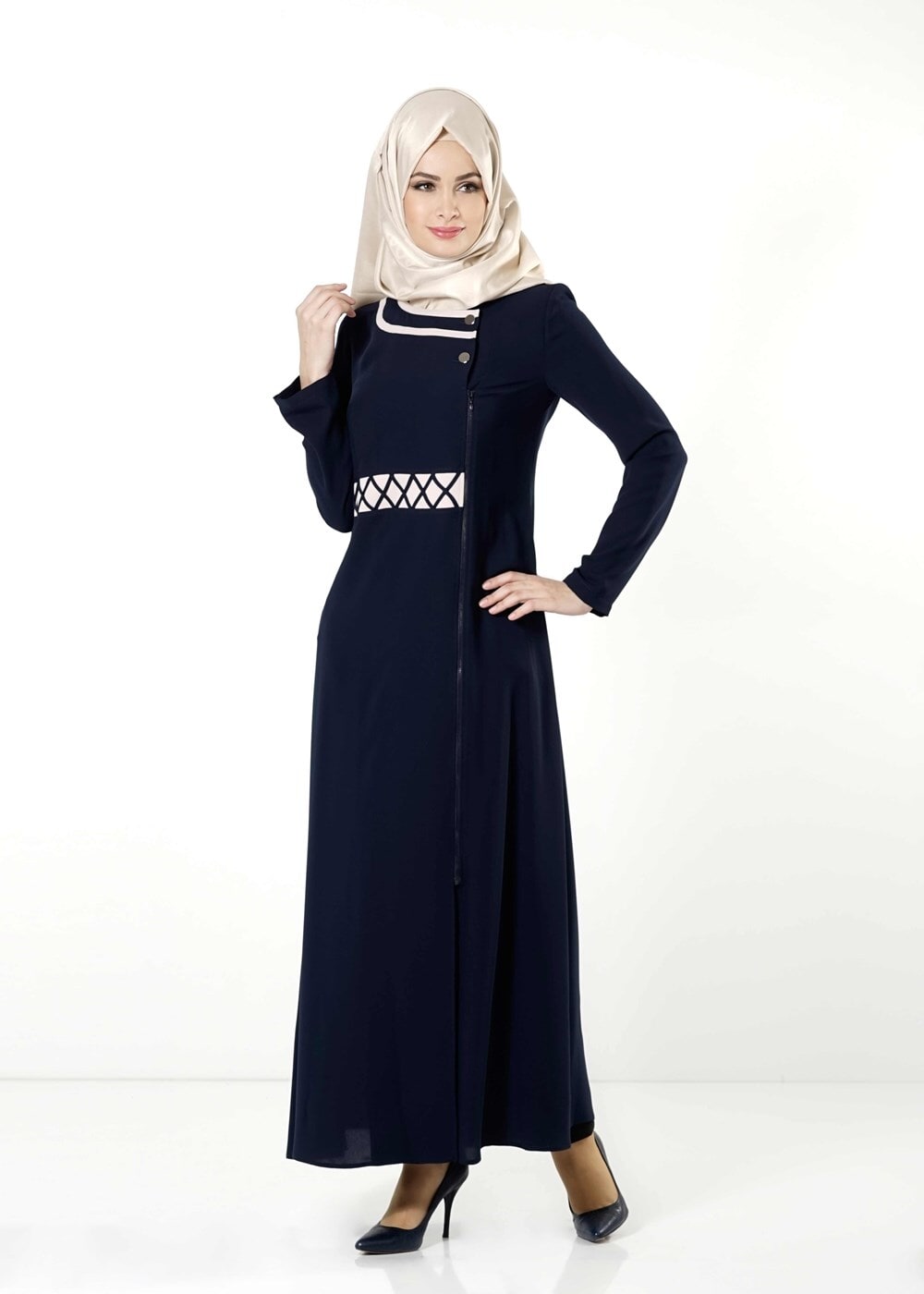 Tesettür giyim LACİVERT DESENLİ FERACE 8150 