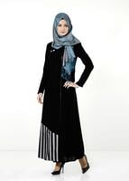 Tesettür giyim SİYAH ŞERİT DETAYLI FERACE 8168 