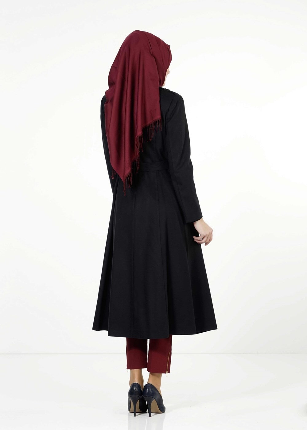 Tesettür giyim LACİVERT BEBE YAKA KUŞAKLI MANTO 9302 