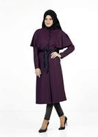 Tesettür giyim MÜRDÜM PELERİNLİ KUŞAKLI TRENÇKOT 1380-1