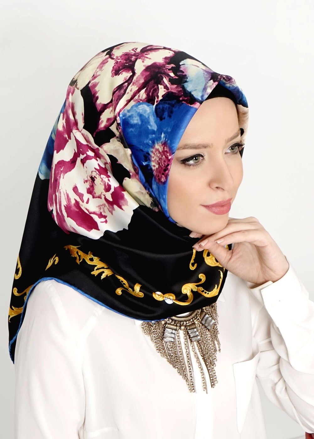 Tesettür giyim SİYAH T 27612  Çicek Desenli Esarp