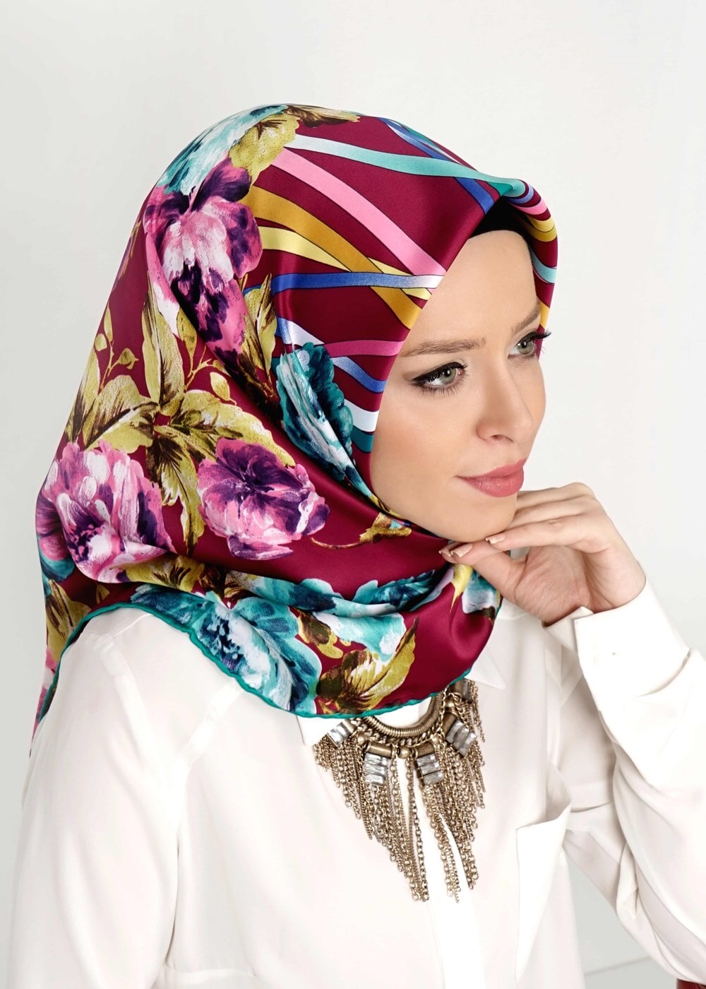 Tesettür giyim FUŞYA T 27613 Çicek Desenli Esarp