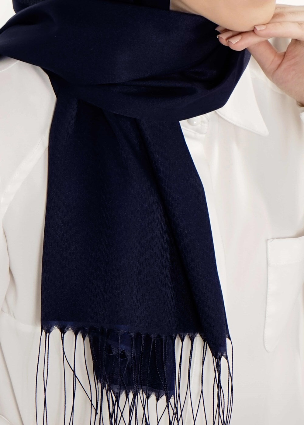 Hijab clothing NAVY BLUE T 28006 Jakarlı Şal