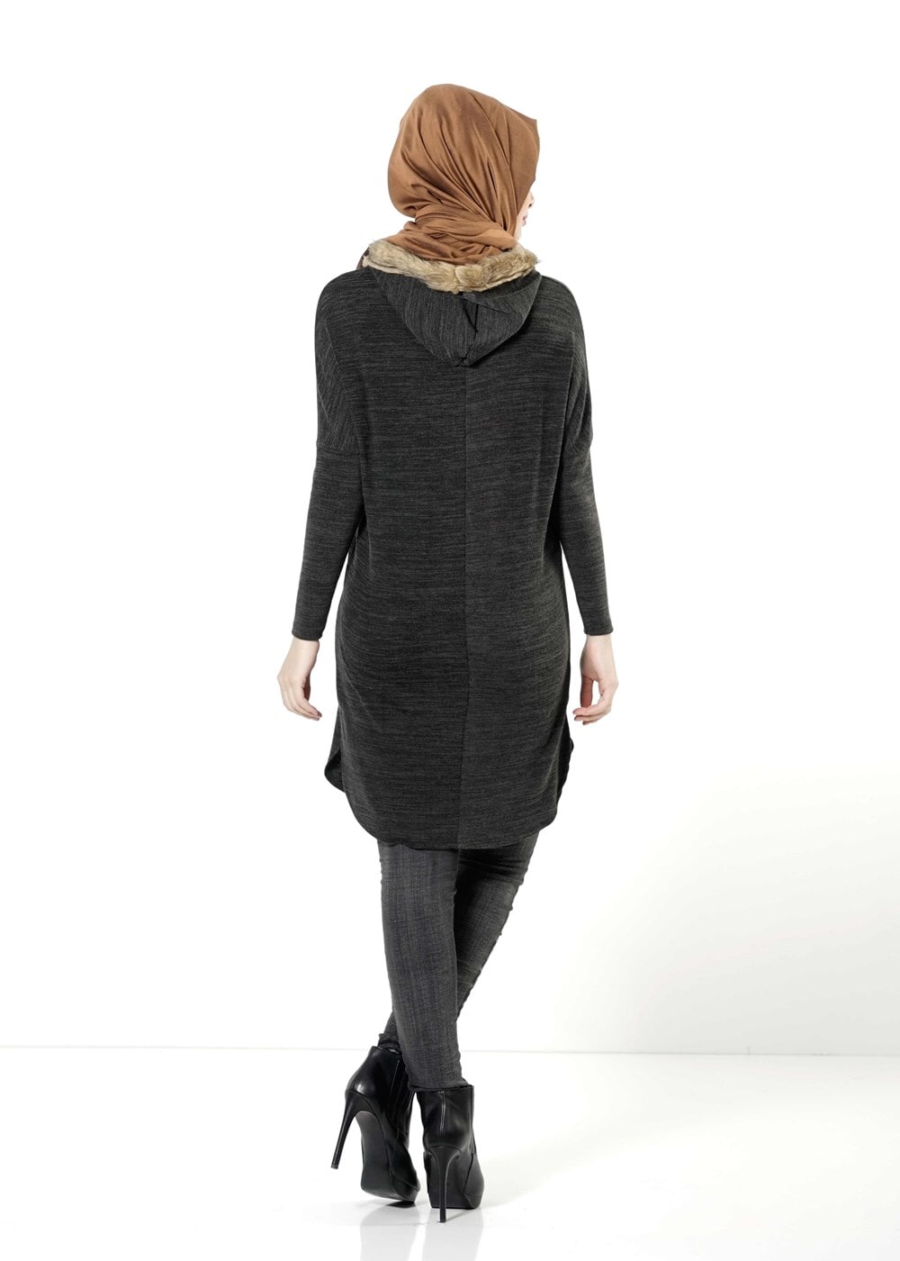 Tesettür giyim GRİ KAPÜŞONLU TUNİK 8446 