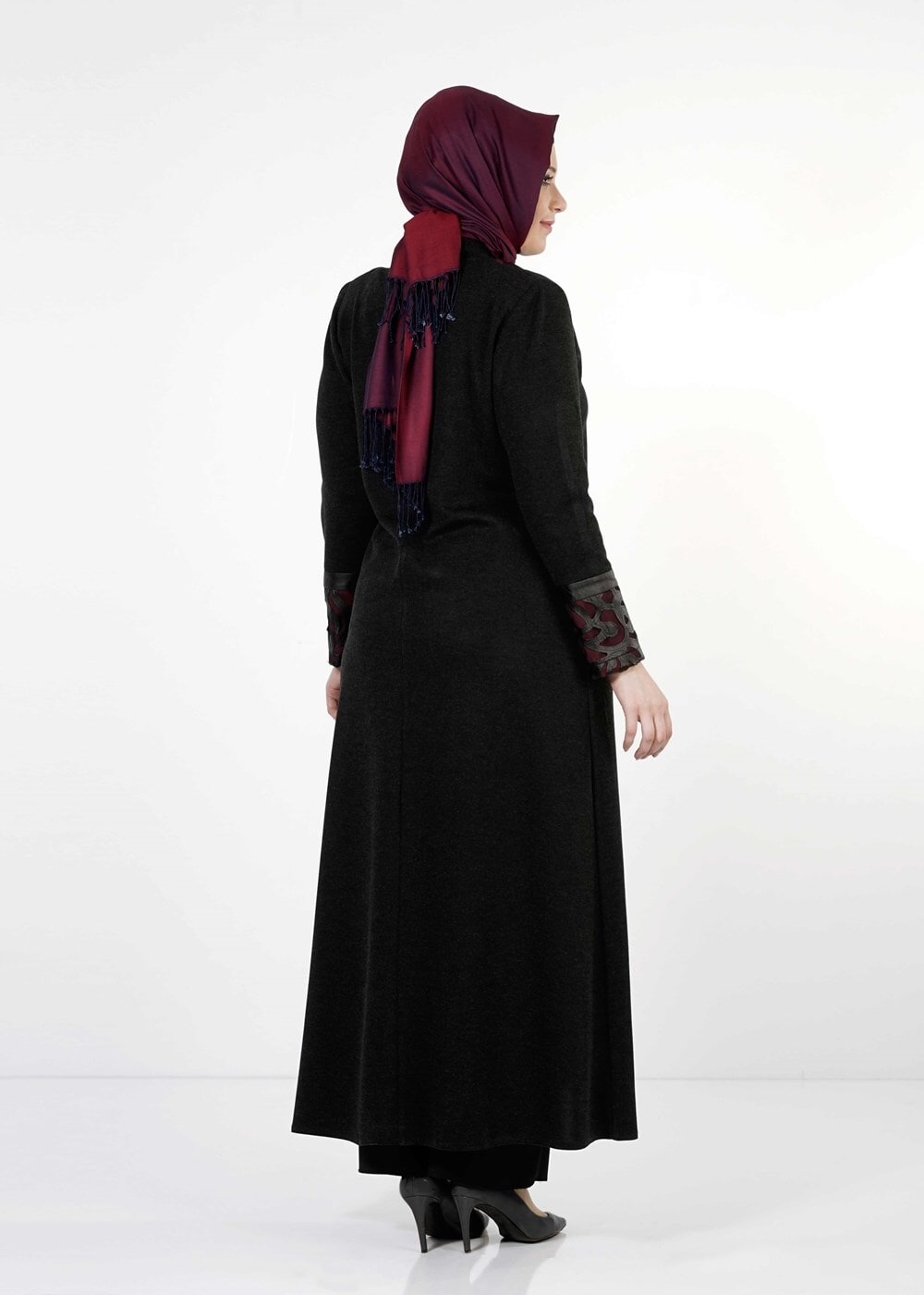 Hijab clothing BLACK GUIPURED TOPCOAT 3075 