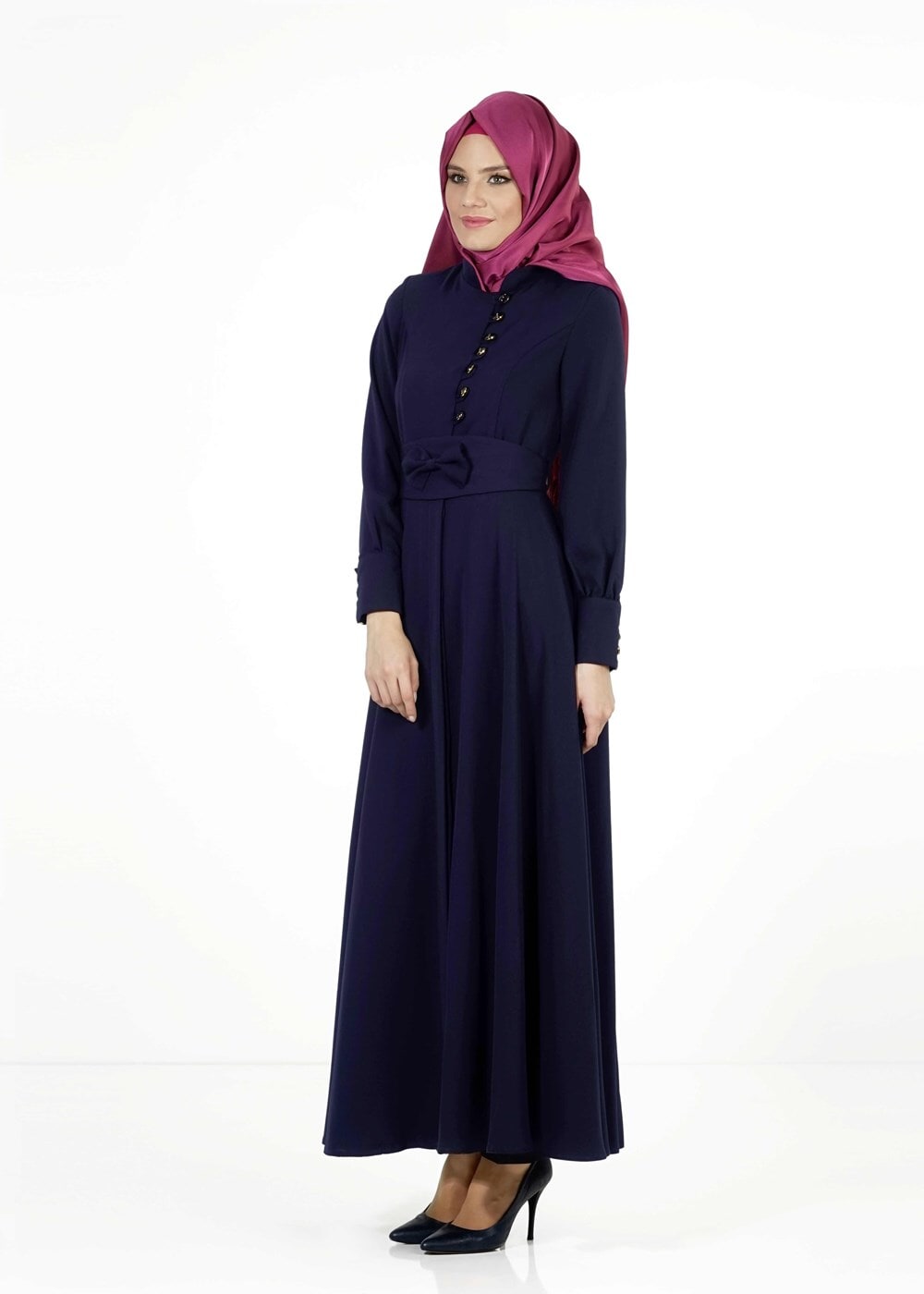 Tesettür giyim LACİVERT FİYONK DETAYLI FERACE 4050 