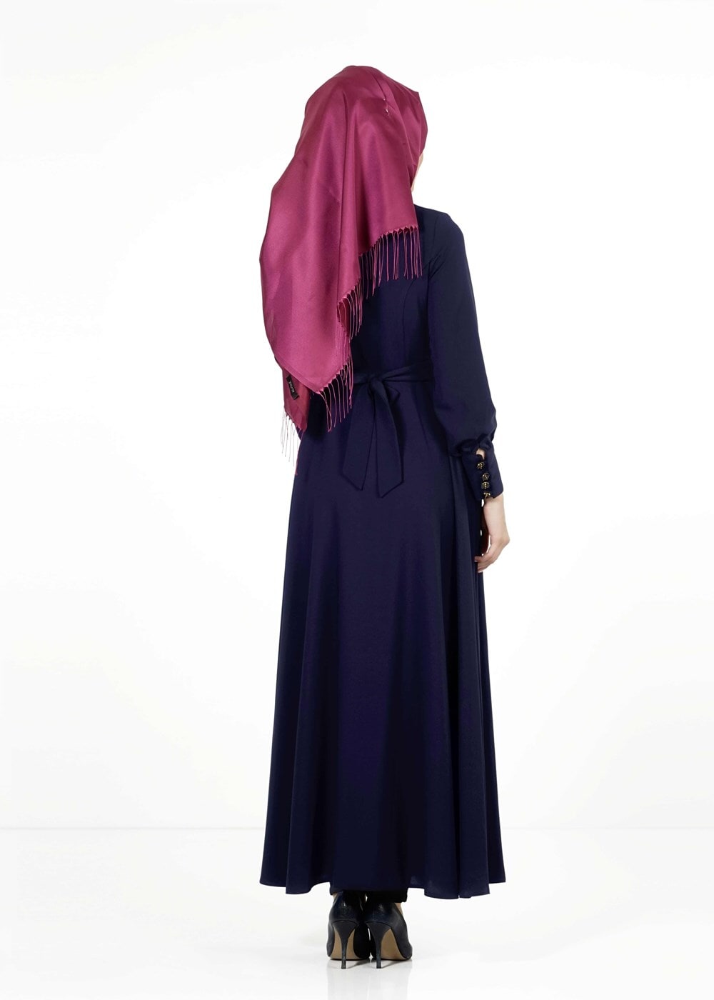 Tesettür giyim LACİVERT FİYONK DETAYLI FERACE 4050 