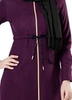 Tesettür giyim MOR FERMUARLI KAPÜŞONLU TRENÇKOT 0266 
