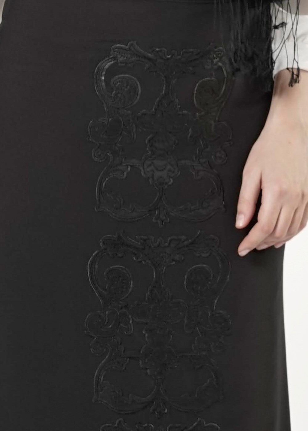 Tesettür giyim SİYAH DESENLİ ETEK 397 