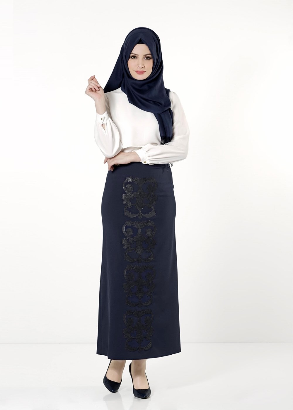 Tesettür giyim LACİVERT DESENLİ ETEK 397 