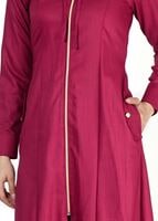 Tesettür giyim MOR KAPÜŞONLU FERMUARLI TRENÇKOT 7329 