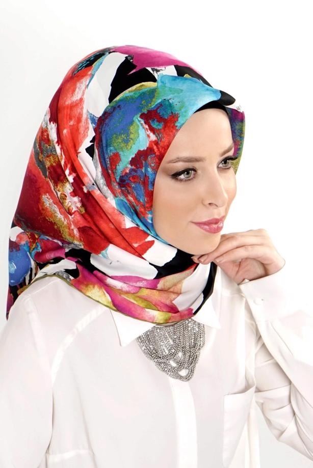 Hijab clothing BLACK T 27617 Çiçek Desenli Eşarp - TRENDTESETTÜR
