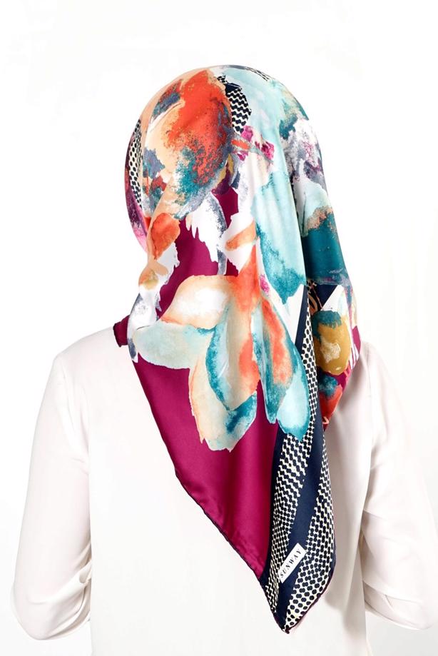 Hijab clothing FUCHSIA T 27617 Çiçek Desenli Eşarp - TRENDTESETTÜR