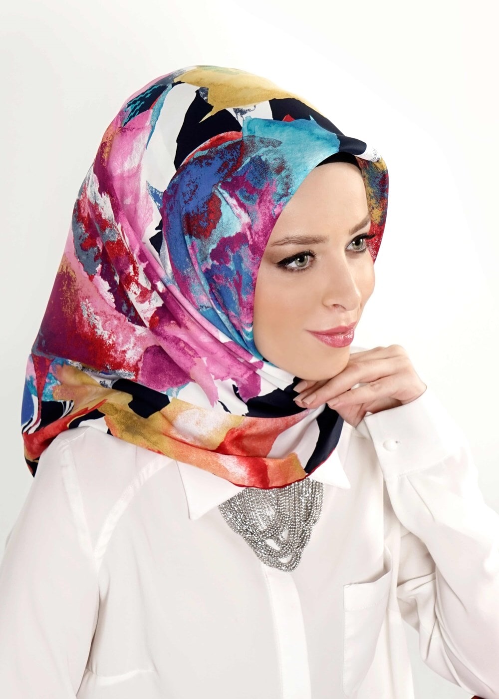 Tesettür giyim LACİVERT T 27617 Çiçek Desenli Eşarp