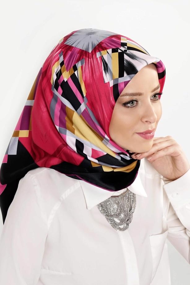 Tesettür giyim SİYAH T 27618 Geometrik Desenli Eşarp - TRENDTESETTÜR
