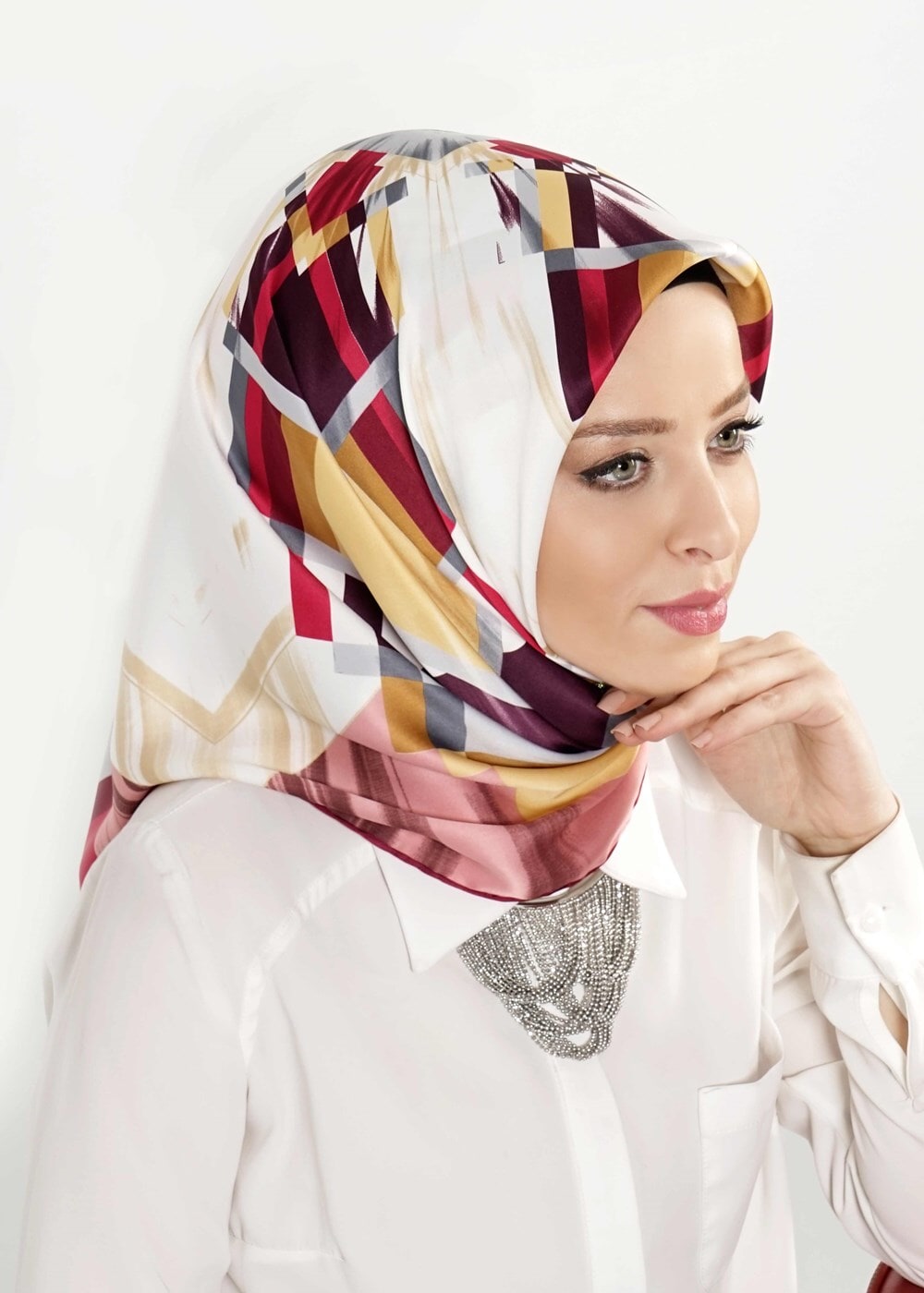 Tesettür giyim PUDRA T 27618 Geometrik Desenli Eşarp