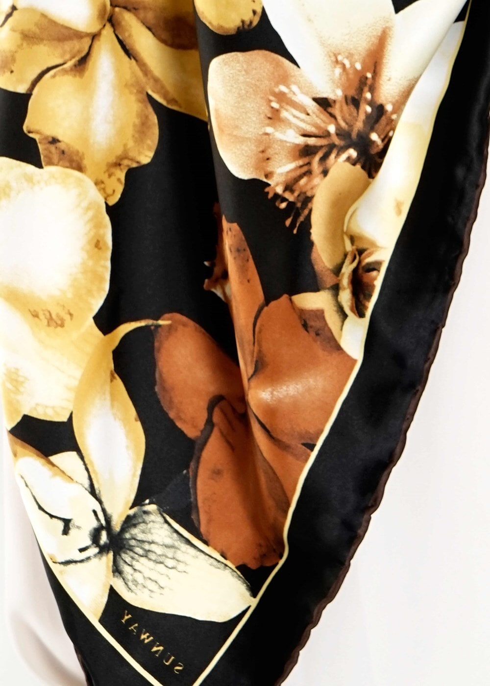 Tesettür giyim SİYAH T 27620 Çicek Desenli Eşarp