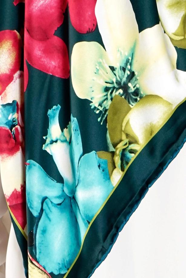 Vêtements hijab VERT T 27620 Çicek Desenli Eşarp - TRENDTESETTÜR