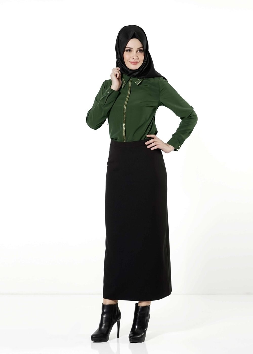 Vêtements hijab VERT CHEMISIER À EMBELLI 8653 