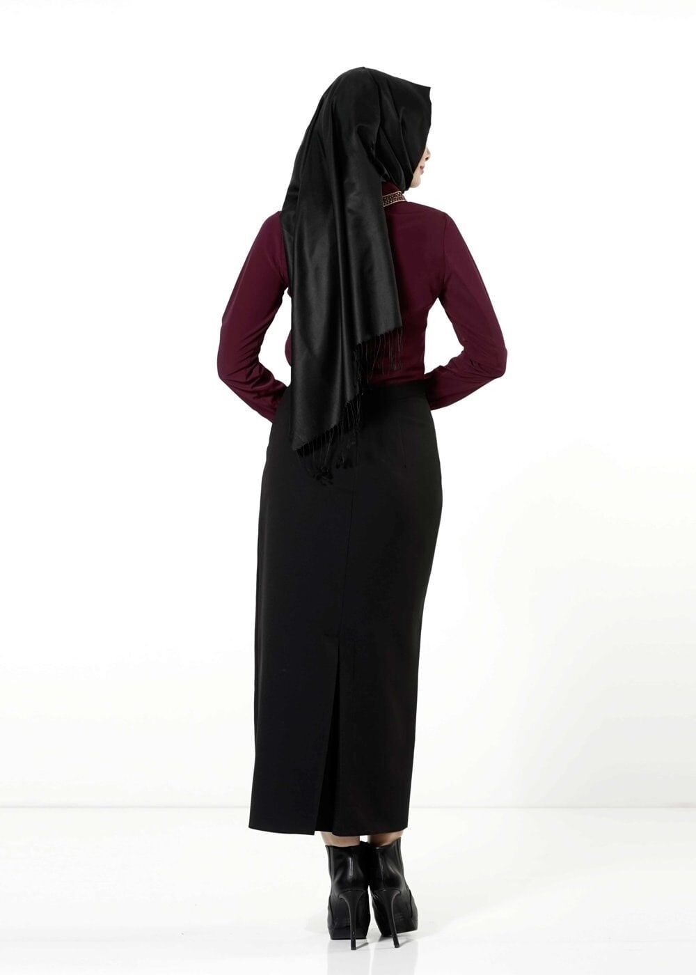 Vêtements hijab ROUGE BORDEAUX CHEMISIER À EMBELLI 8653 