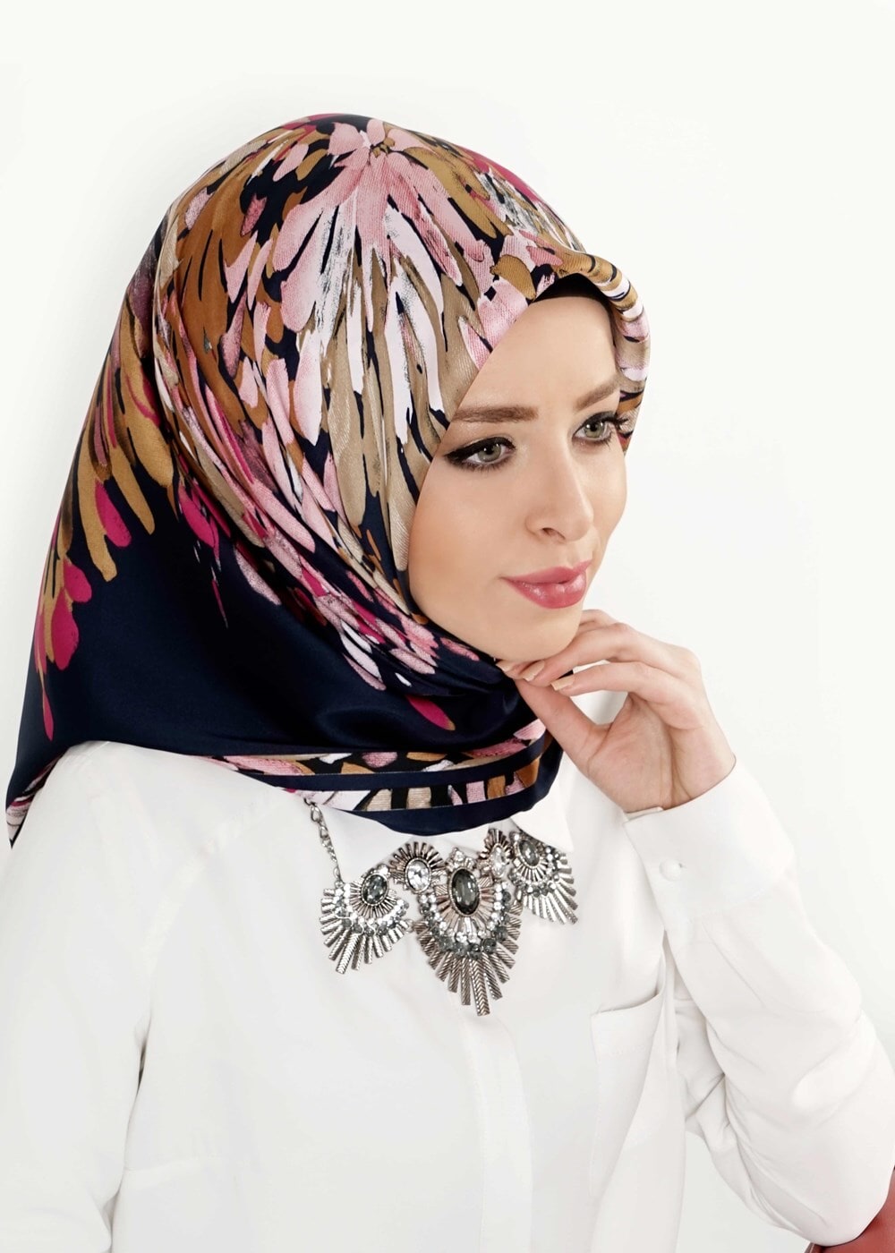 Hijab clothing NAVY BLUE T 27632 Piramit Rayon Eşarp