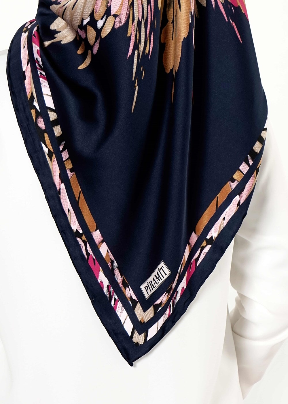 Hijab clothing NAVY BLUE T 27632 Piramit Rayon Eşarp