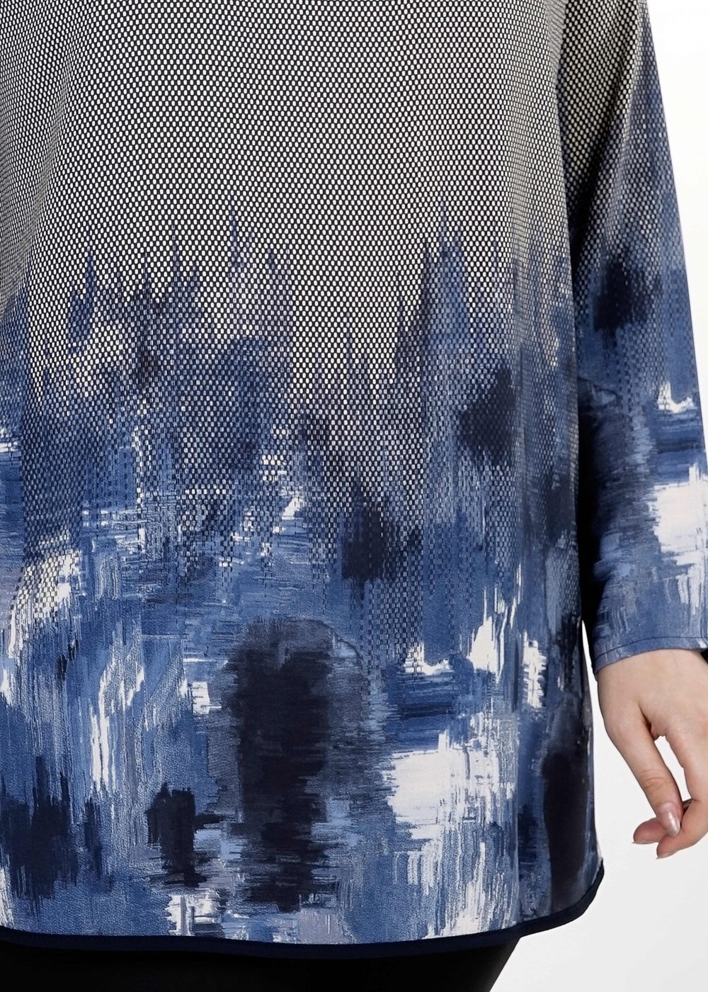 Hijab clothing NAVY BLUE PRINTED BLOUSE 5322 