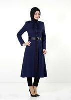 Tesettür giyim LACİVERT HAKİM YAKA DÜĞMELİ TRENÇKOT 7311