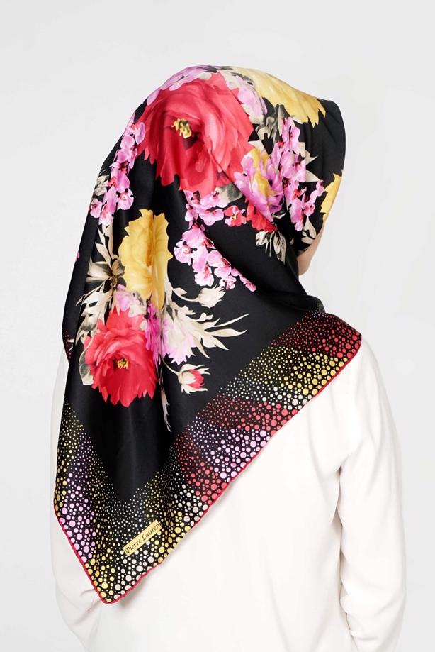 Vêtements hijab NOIR T 27603 Çicek Desenli Eşarp - TRENDTESETTÜR