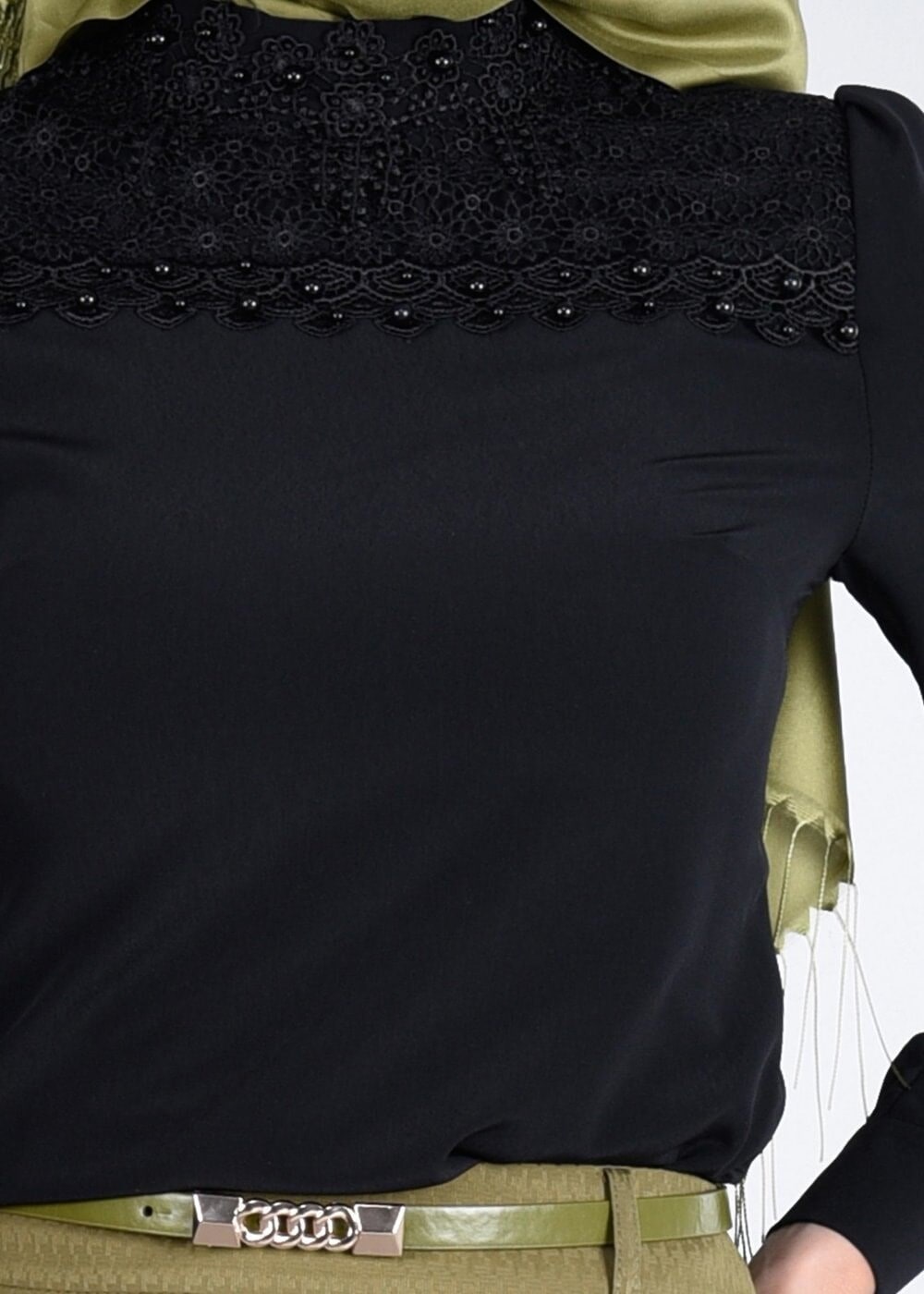 Tesettür giyim SİYAH GÜPÜR DETAYLI BONCUKLU BLUZ 4427 