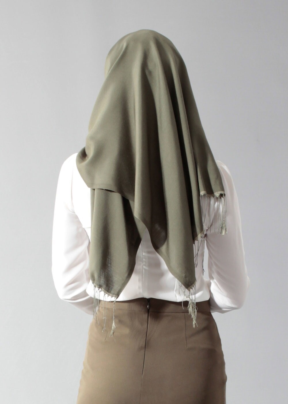 Tesettür giyim KREM GÜPÜR DETAYLI BONCUKLU BLUZ 4427 