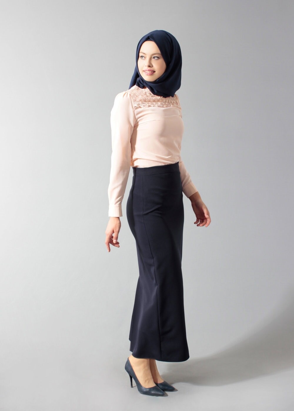 Tesettür giyim PUDRA GÜPÜR DETAYLI BONCUKLU BLUZ 4427 