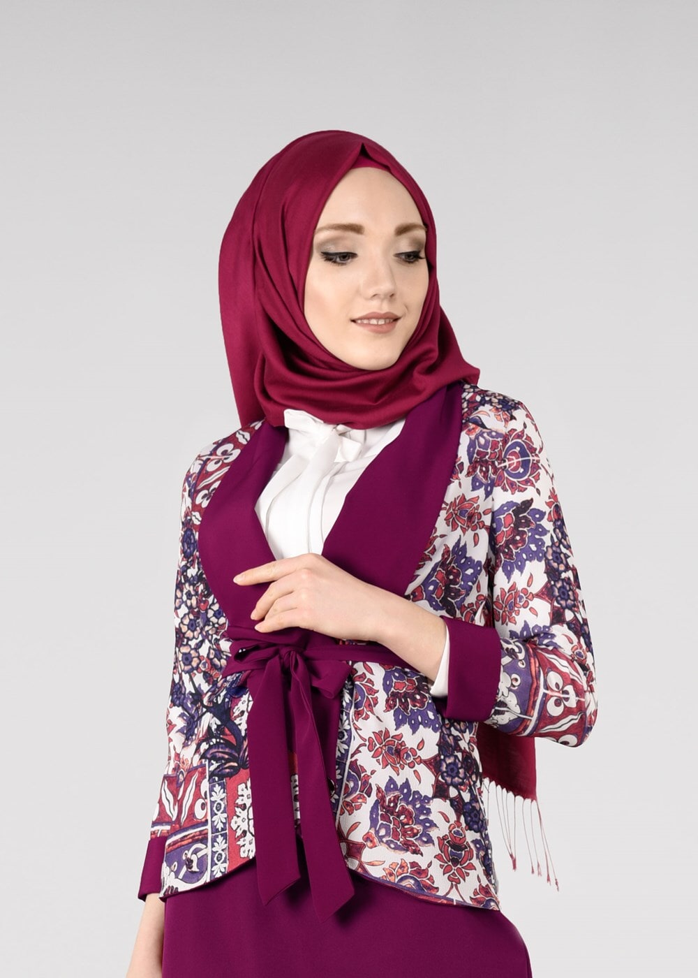 Tesettür giyim MOR DESENLİ KUŞAKLI CEKET 4650 
