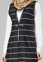 Tesettür giyim SİYAH ŞERİTLİ DESENLİ YELEK 4009