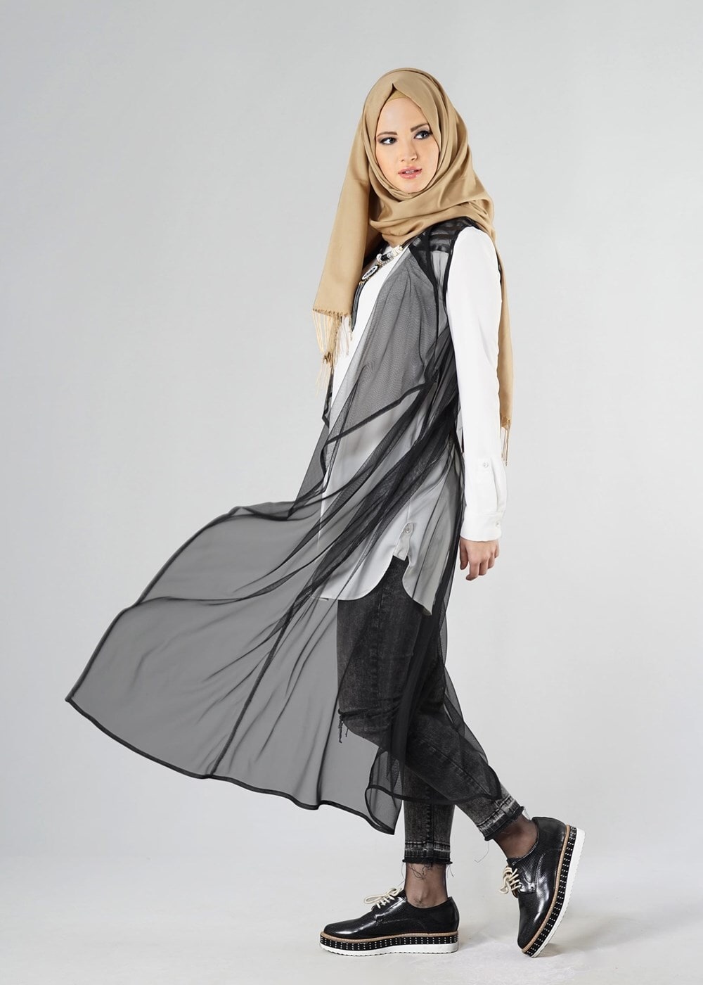 Tesettür giyim SİYAH ŞİFON YELEK 4027 