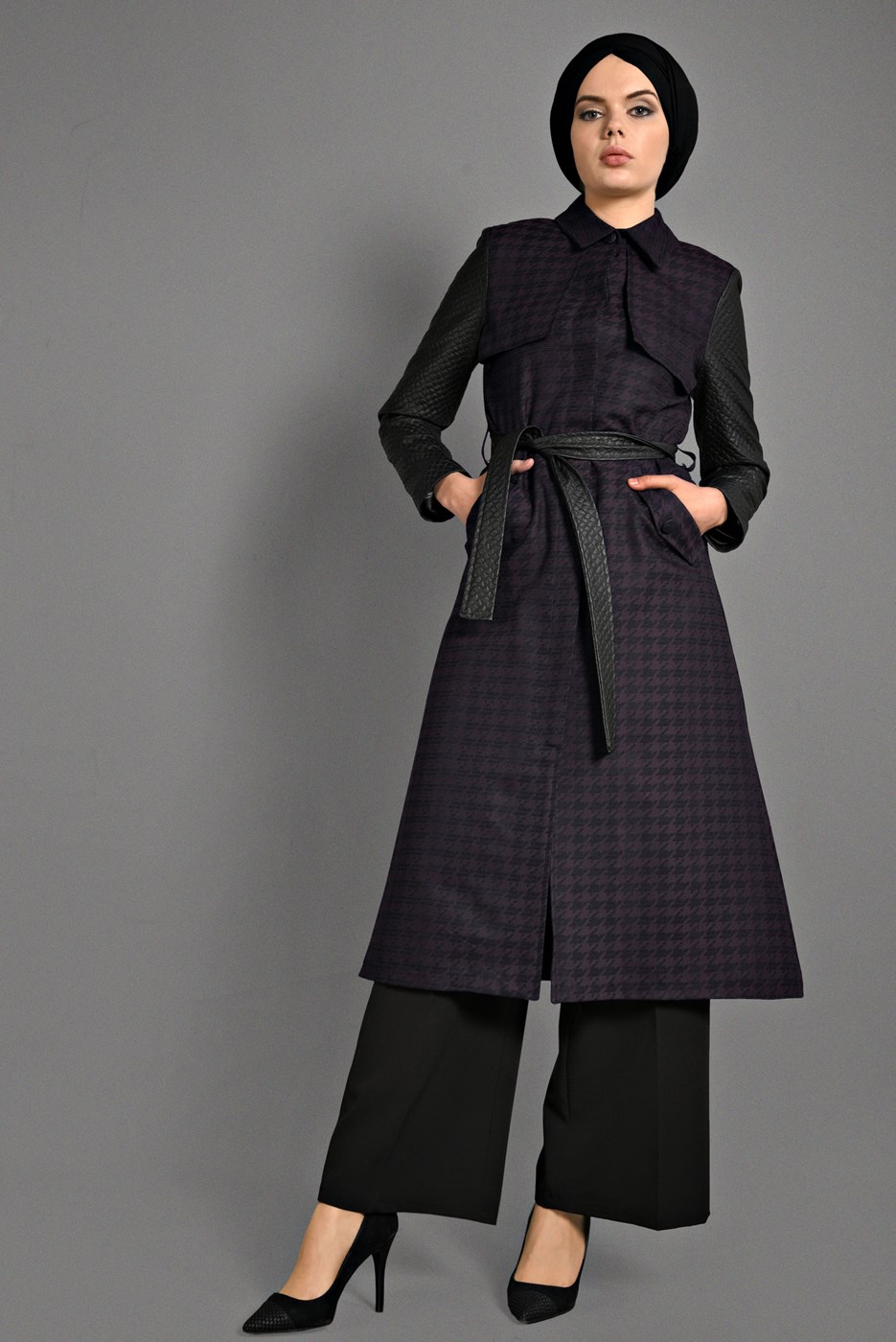 Tesettür giyim MÜRDÜM KAZAYAĞI DESENLİ DERİ KOLLU TRENÇKOT 1134 