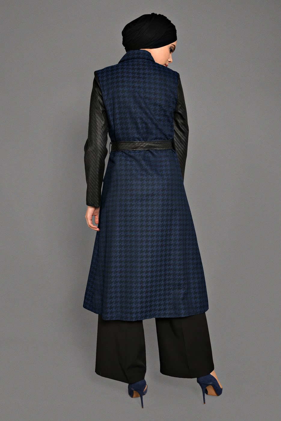 Tesettür giyim LACİVERT KAZAYAĞI DESENLİ DERİ KOLLU TRENÇKOT 1134 