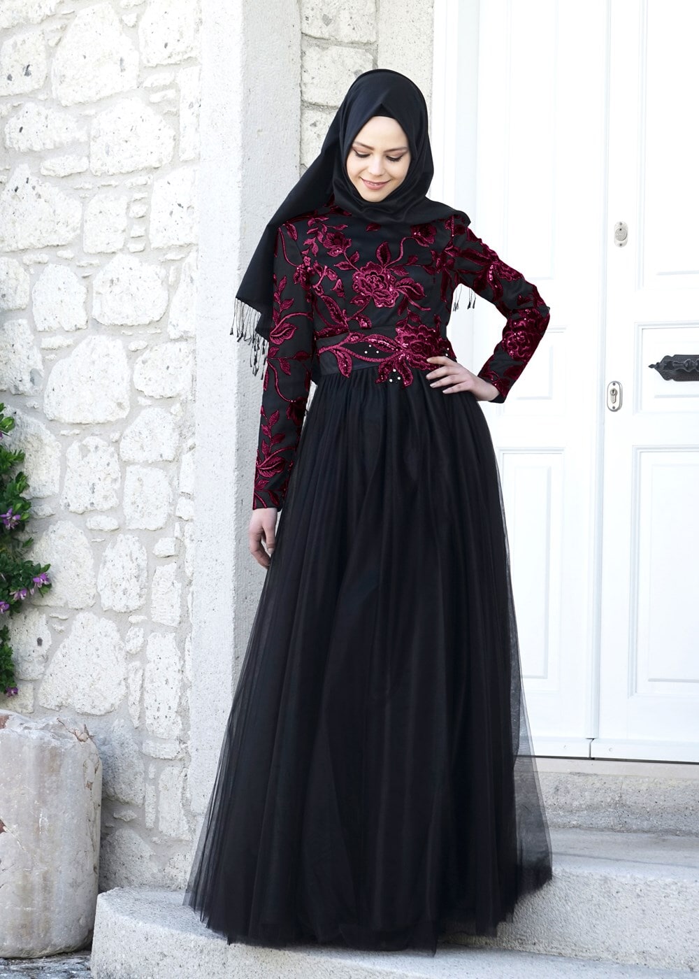 Tesettür giyim BORDO ALVİNA İŞLEME DETAYLI ABİYE ELBİSE T 5017