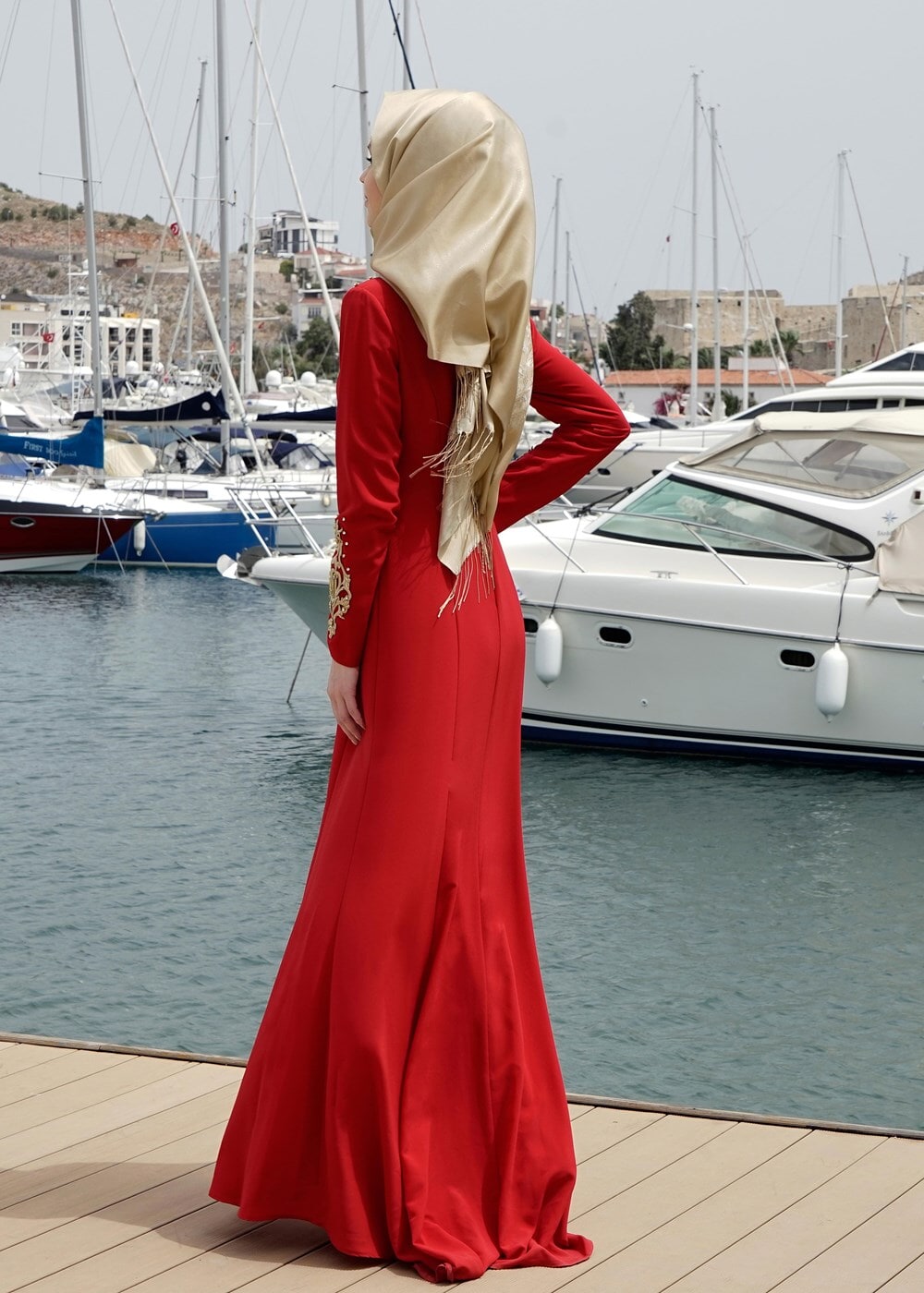 Tesettür giyim KIRMIZI SIRMA İŞLEME DETAYLI ABİYE ELBİSE 5057 