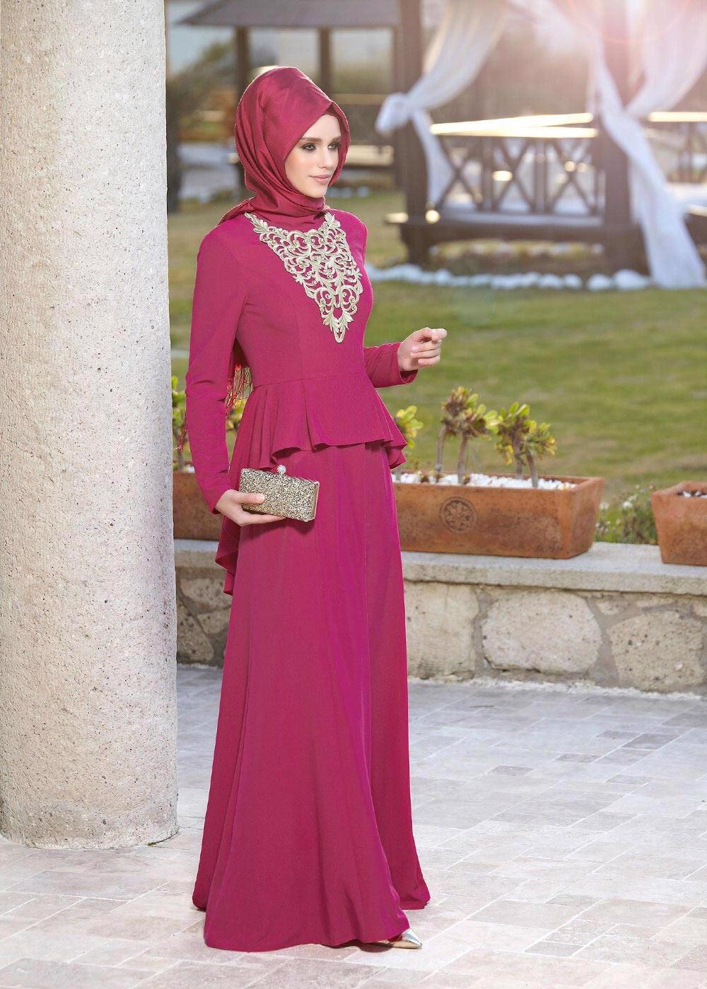 Tesettür giyim MOR ALVİNA DESENLİ ABİYE ELBİSE T 5059