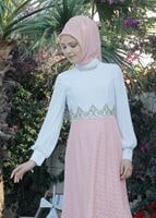 Tesettür giyim PUDRA YAKASI AKSESUARLI JAKAR ABİYE ELBİSE 5075 
