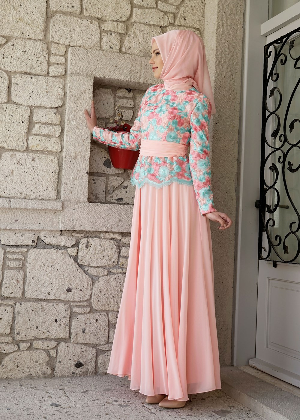 Tesettür giyim YEŞİL ALVİNA ÇİÇEK DESENLİ ABİYE ELBİSE T 5153